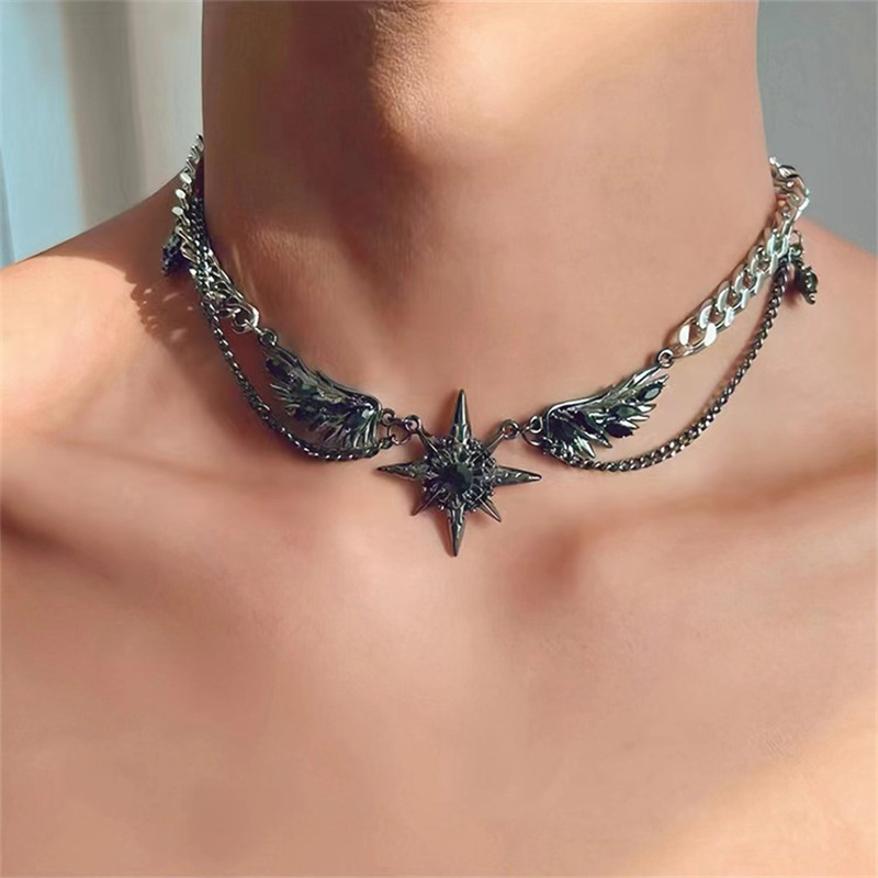 New Gothic Dark Style Thorn St - đánh giá và giá Men Accessories Singapore