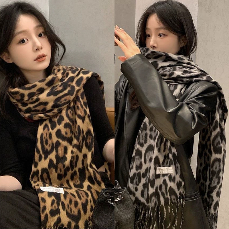 2025 New Retro Silk Leopard Pa - đánh giá và giá Mens Accessories Style
